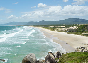 Praia de Moçambique em Florianópolis